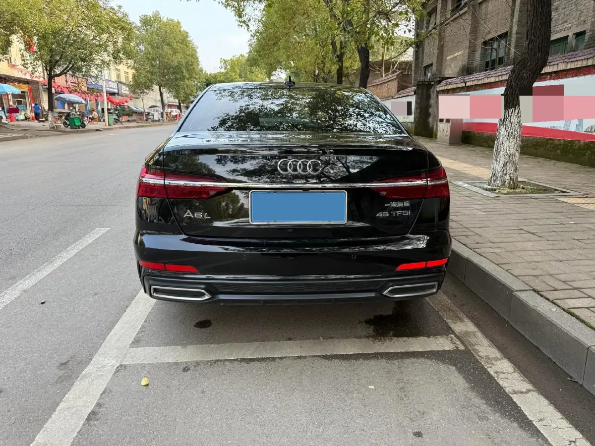 2021 Audi A6L 2.0T 224HP L4 7DCT,autocango,china used car exporter,china ev exporter,chinese used car exporter,chinese used ev exporter