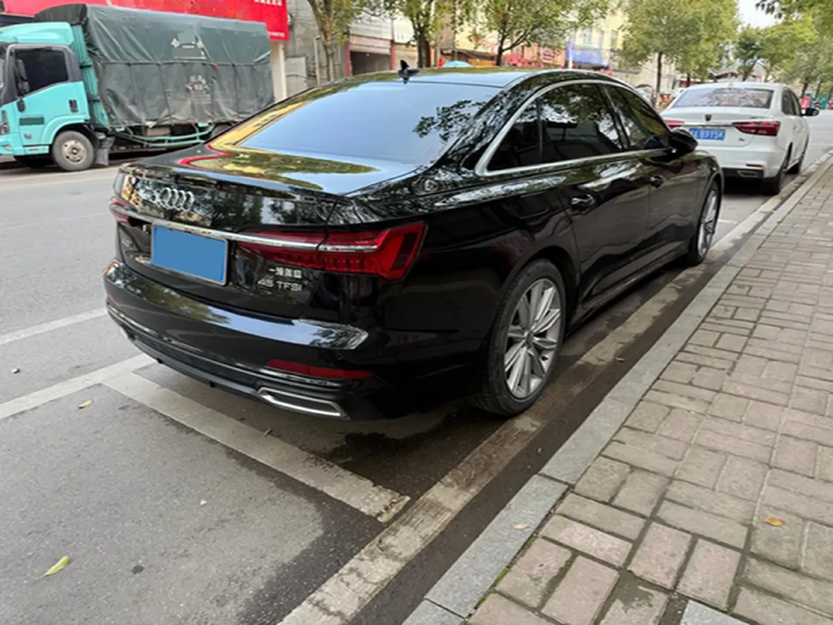 2021 Audi A6L 2.0T 224HP L4 7DCT,autocango,china used car exporter,china ev exporter,chinese used car exporter,chinese used ev exporter