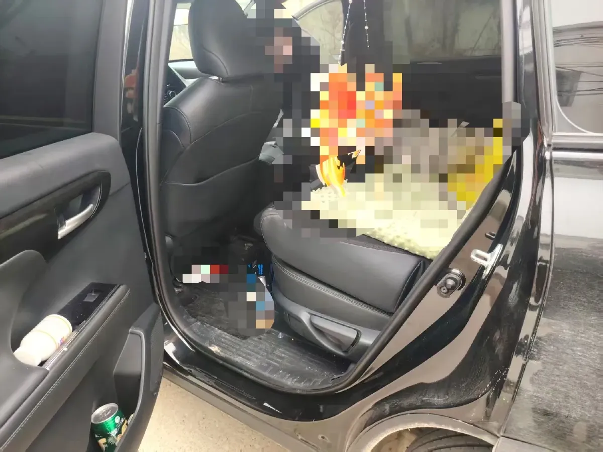 2022 Toyota Crown Kluger 2.0T 248HP L4 8AT,autocango,china used car exporter,china ev exporter,chinese used car exporter,chinese used ev exporter