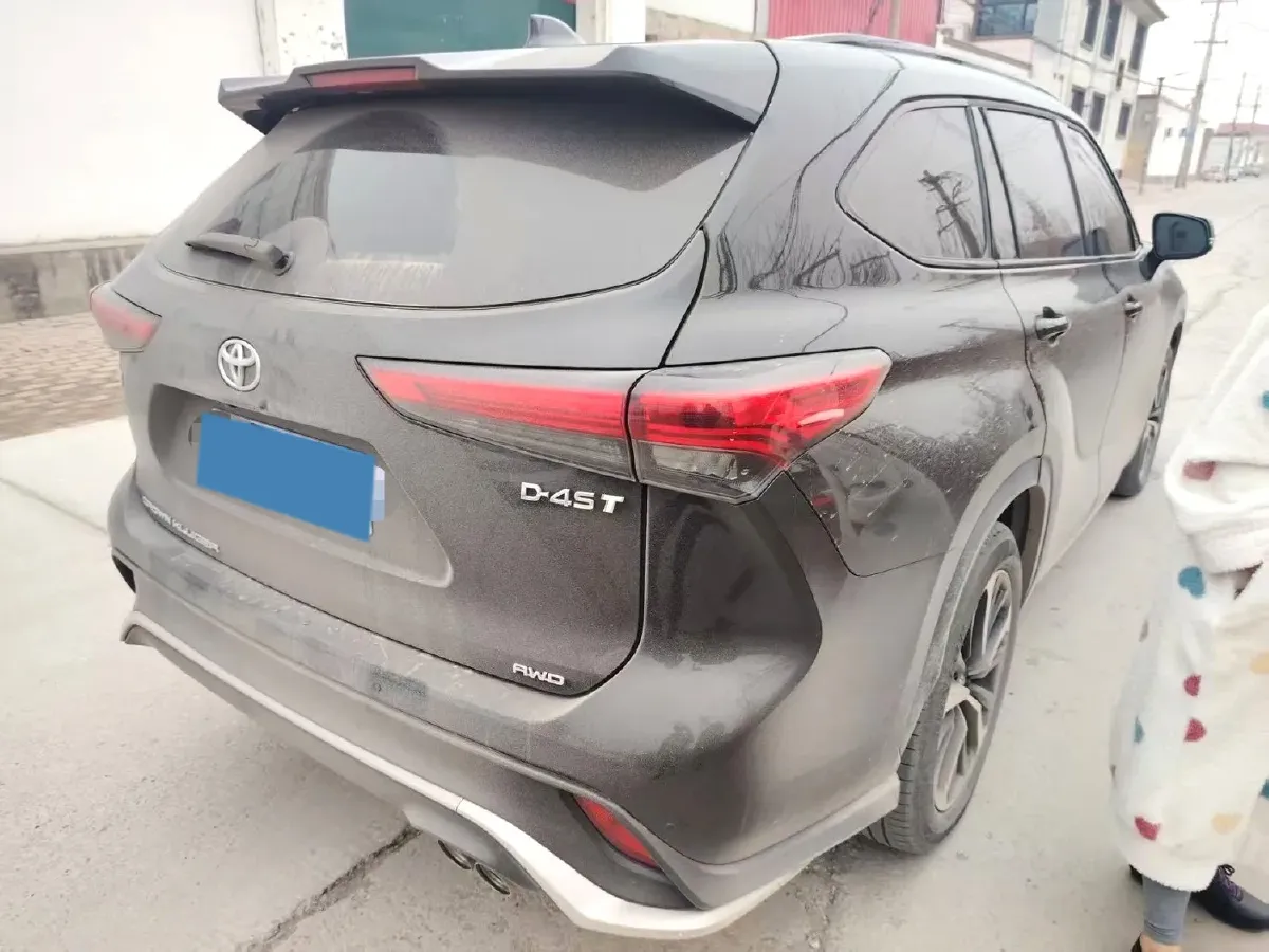 2022 Toyota Crown Kluger 2.0T 248HP L4 8AT,autocango,china used car exporter,china ev exporter,chinese used car exporter,chinese used ev exporter