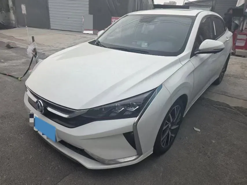 2020 DongFeng Aeolus YiXuan 1.5T 150HP L4 6DCT,autocango,china used car exporter,china ev exporter,chinese used car exporter,chinese used ev exporter