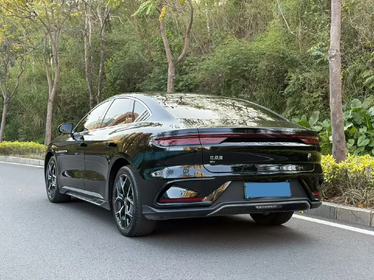 2024 BYD Han BEV 72KWH,autocango,china used car exporter,china ev exporter,chinese used car exporter,chinese used ev exporter