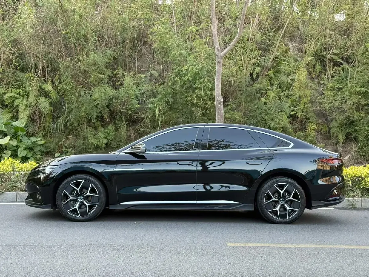 2024 BYD Han BEV 72KWH,autocango,china used car exporter,china ev exporter,chinese used car exporter,chinese used ev exporter