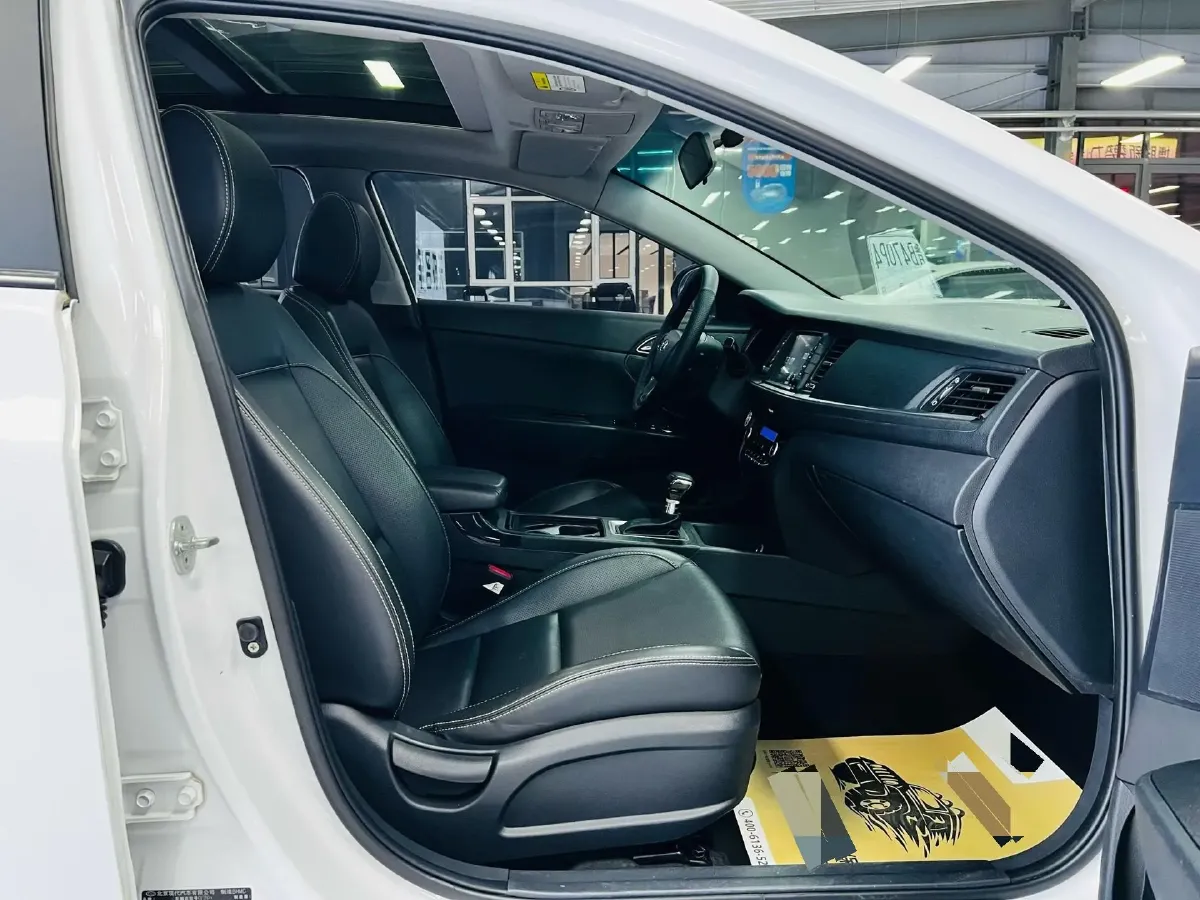 2017 Hyundai Mistra 1.6T 175HP L4 7DCT,autocango,china used car exporter,china ev exporter,chinese used car exporter,chinese used ev exporter