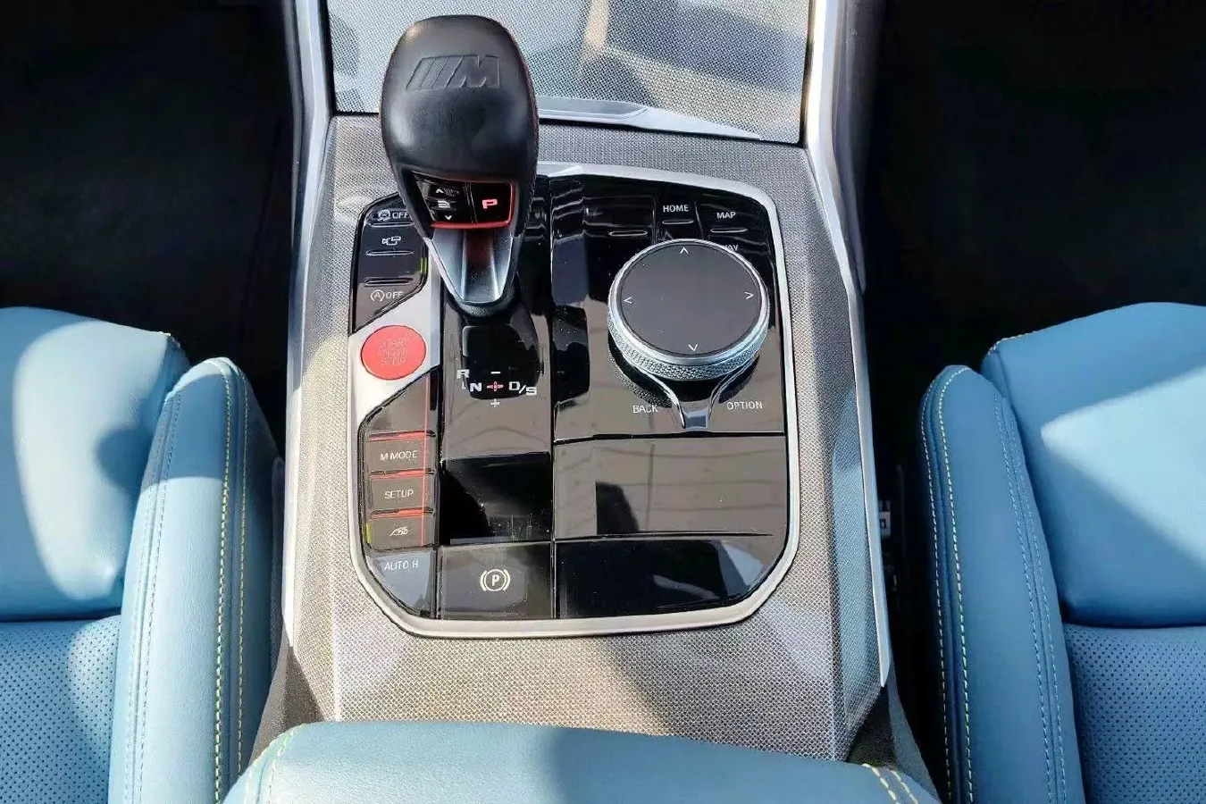 2023 BMW M4 3.0T 510HP L6 8AT,autocango,china used car exporter,china ev exporter,chinese used car exporter,chinese used ev exporter