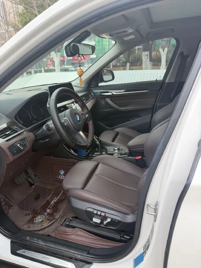 2022 BMW X1 2.0T 192HP L4 8AT,autocango,china used car exporter,china ev exporter,chinese used car exporter,chinese used ev exporter