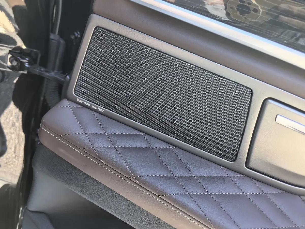 2019 BMW 7 Series 3.0T 340HP L6 8AT,autocango,china used car exporter,china ev exporter,chinese used car exporter,chinese used ev exporter