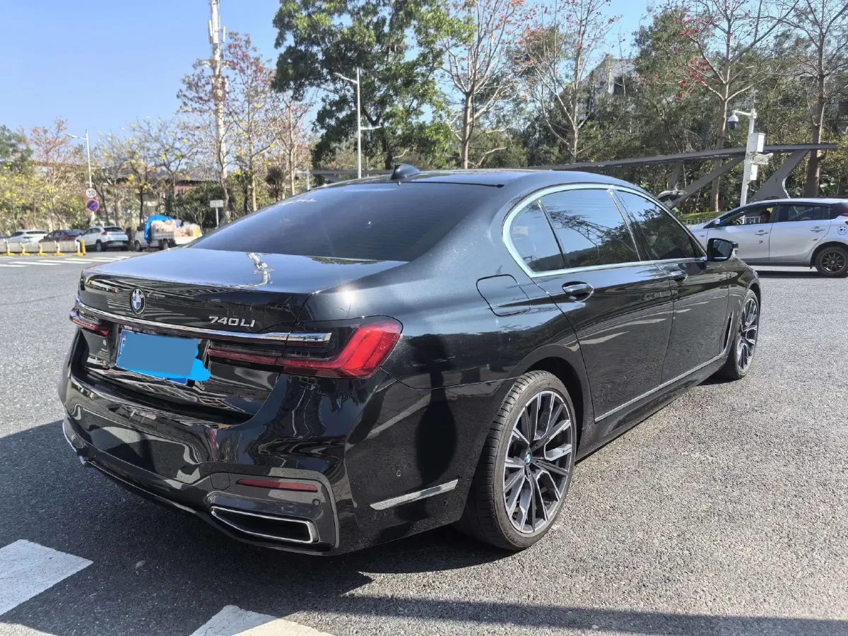 2019 BMW 7 Series 3.0T 340HP L6 8AT,autocango,china used car exporter,china ev exporter,chinese used car exporter,chinese used ev exporter