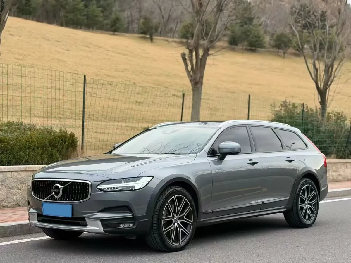2020 Volvo V90 2.0T 254HP L4 8AT,autocango,china used car exporter,china ev exporter,chinese used car exporter,chinese used ev exporter