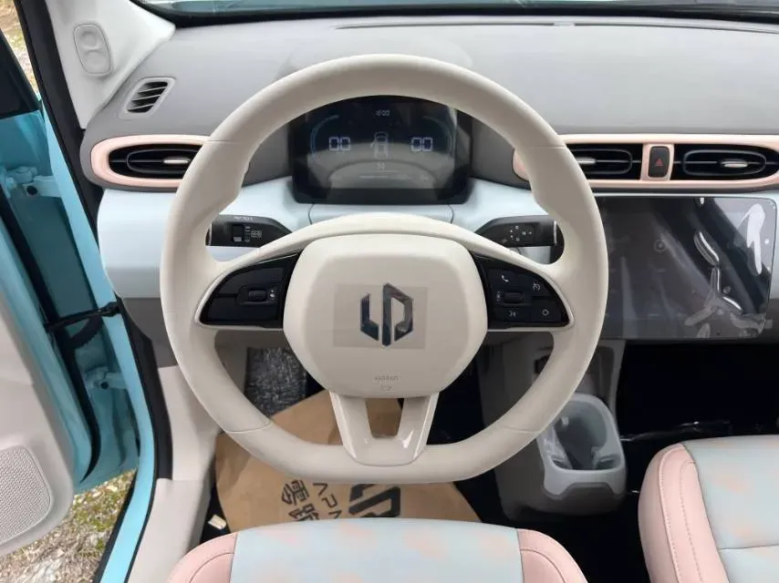 2025 Leapmotor T03 BEV 41.3KWH,autocango,china used car exporter,china ev exporter,chinese used car exporter,chinese used ev exporter