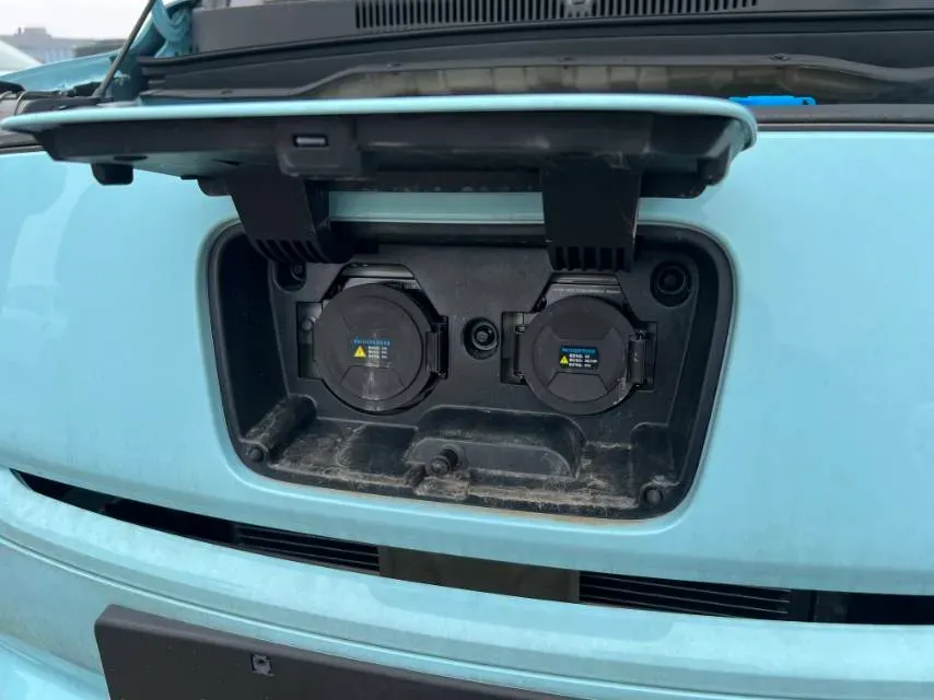 2025 Leapmotor T03 BEV 41.3KWH,autocango,china used car exporter,china ev exporter,chinese used car exporter,chinese used ev exporter