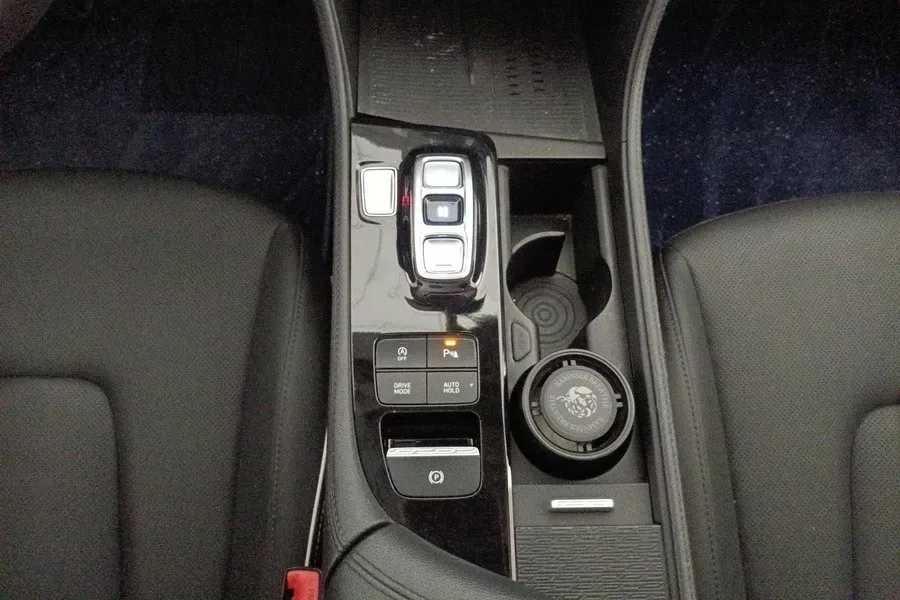 2021 Hyundai Mistra 1.5T 170HP L4 7DCT,autocango,china used car exporter,china ev exporter,chinese used car exporter,chinese used ev exporter