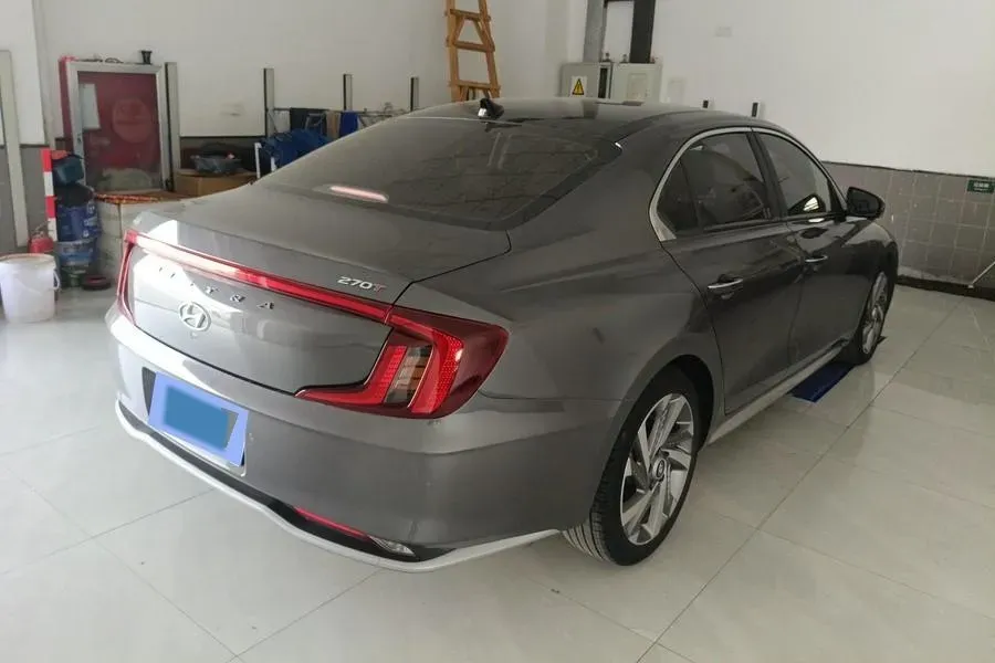 2021 Hyundai Mistra 1.5T 170HP L4 7DCT,autocango,china used car exporter,china ev exporter,chinese used car exporter,chinese used ev exporter