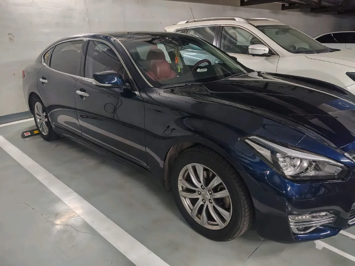 2019 Alfa Romeo Giulia 2.0T 280HP L4 8AT,autocango,china used car exporter,china ev exporter,chinese used car exporter,chinese used ev exporter