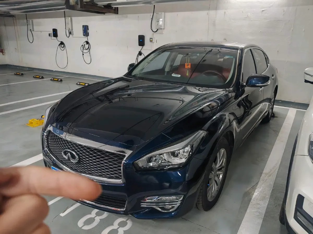 2019 Alfa Romeo Giulia 2.0T 280HP L4 8AT,autocango,china used car exporter,china ev exporter,chinese used car exporter,chinese used ev exporter