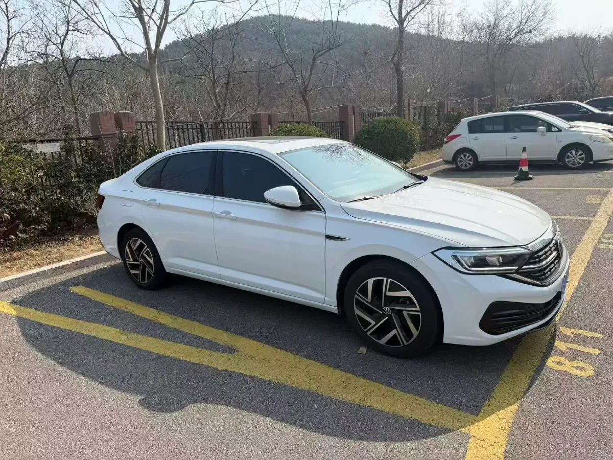 2023 Volkswagen Sagitar 1.5T 160HP L4 7DCT,autocango,china used car exporter,china ev exporter,chinese used car exporter,chinese used ev exporter