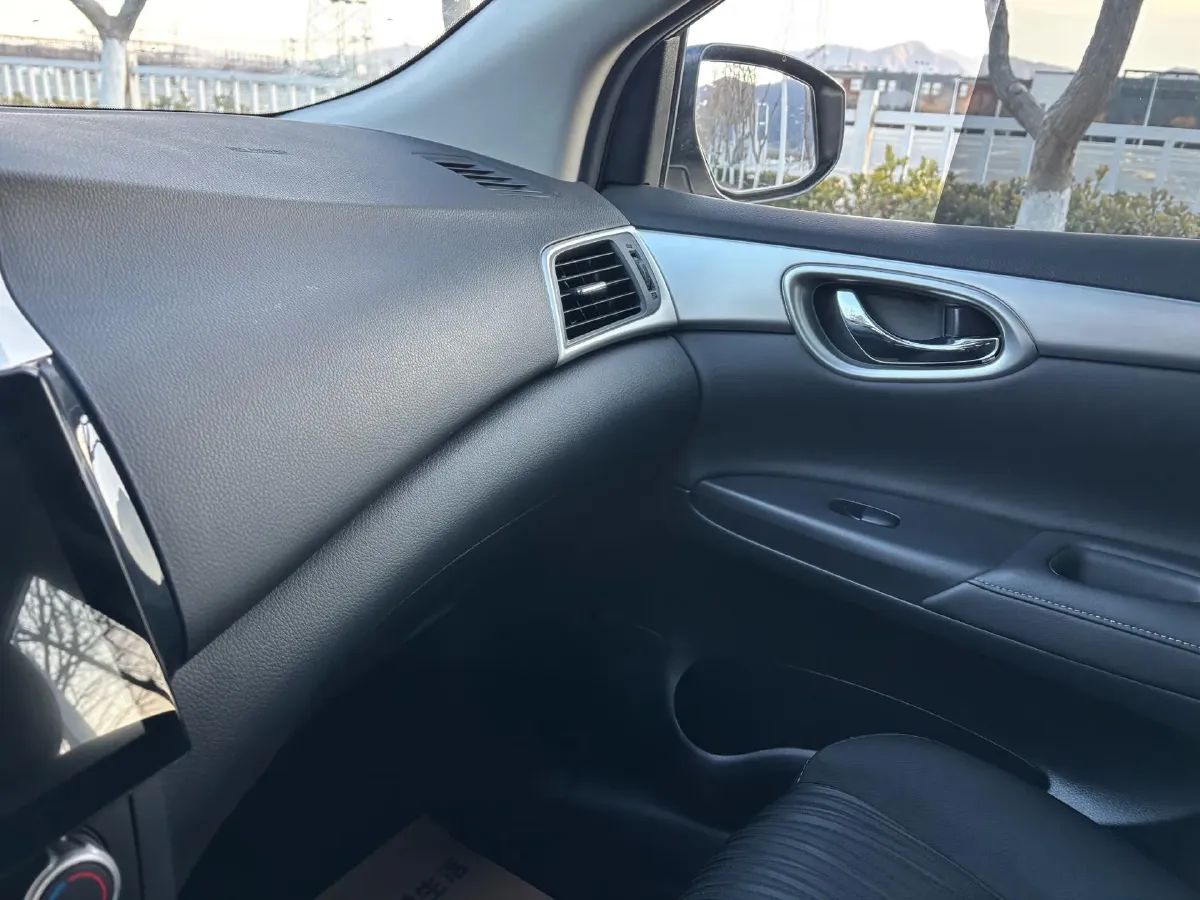 2022 Nissan Sylphy 1.6L 122HP L4 CVT,autocango,china used car exporter,china ev exporter,chinese used car exporter,chinese used ev exporter