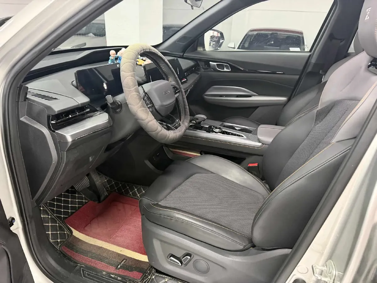 2022 ChangAn Oshan Z6 1.5T 188HP L4 7DCT,autocango,china used car exporter,china ev exporter,chinese used car exporter,chinese used ev exporter