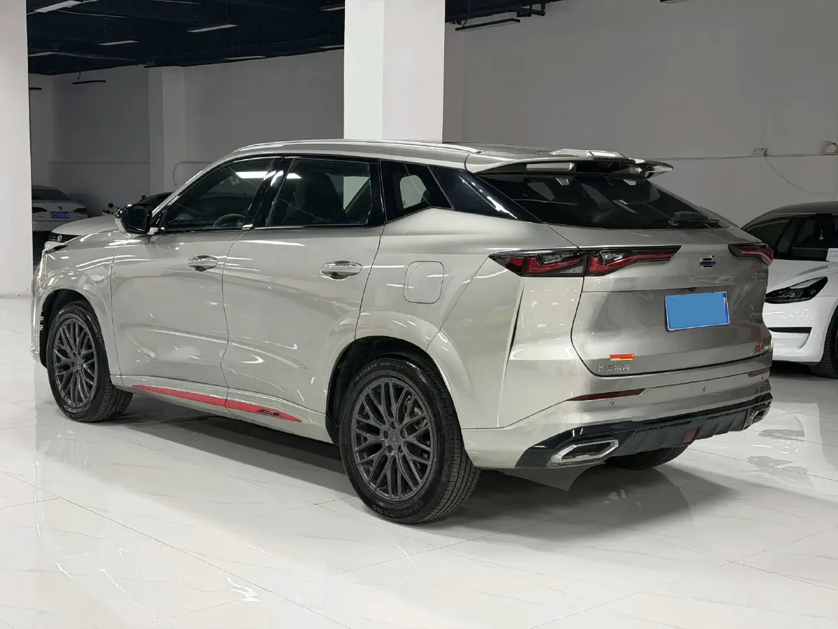 2022 ChangAn Oshan Z6 1.5T 188HP L4 7DCT,autocango,china used car exporter,china ev exporter,chinese used car exporter,chinese used ev exporter