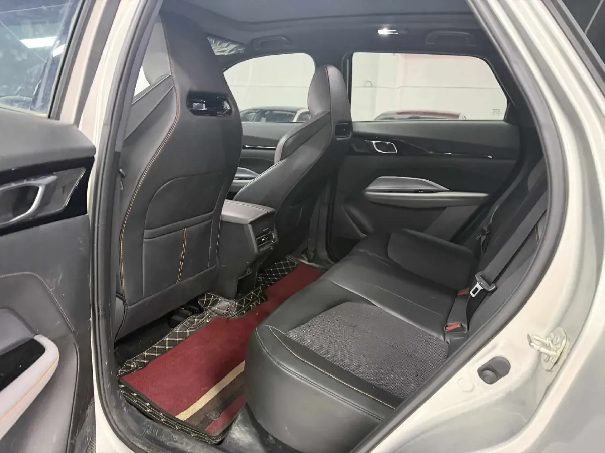 2022 ChangAn Oshan Z6 1.5T 188HP L4 7DCT,autocango,china used car exporter,china ev exporter,chinese used car exporter,chinese used ev exporter