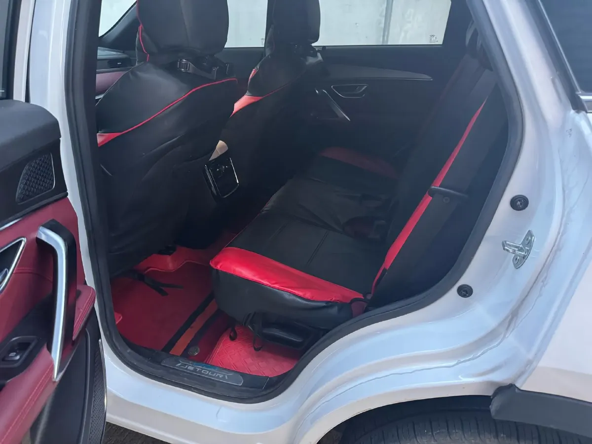 2022 Jetour X70 Plus 1.5T 156HP L4 CVT,autocango,china used car exporter,china ev exporter,chinese used car exporter,chinese used ev exporter