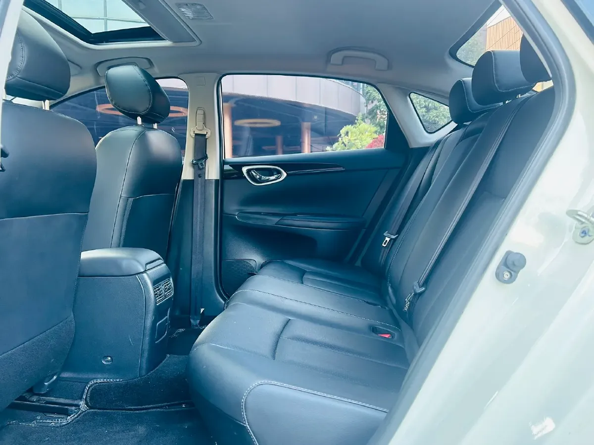 2022 Nissan Sylphy 1.6L 122HP L4 CVT,autocango,china used car exporter,china ev exporter,chinese used car exporter,chinese used ev exporter