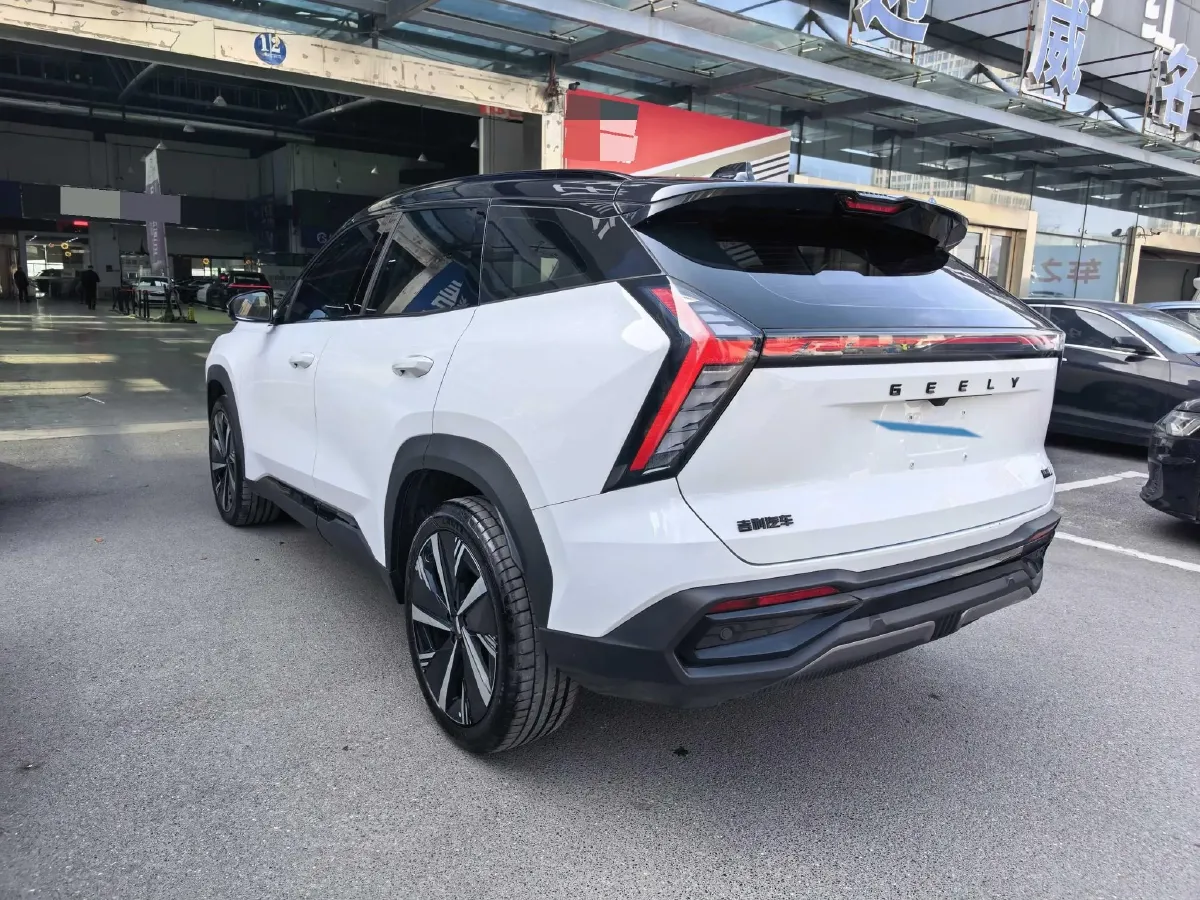 2023 Geely StarRay 2.0T 218HP L4 7DCT,autocango,china used car exporter,china ev exporter,chinese used car exporter,chinese used ev exporter