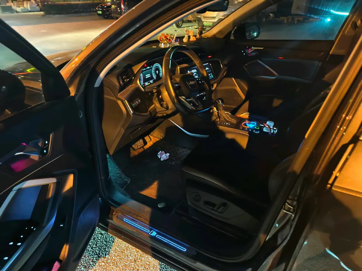 2022 Audi Q3 1.4T 150HP L4 7DCT,autocango,china used car exporter,china ev exporter,chinese used car exporter,chinese used ev exporter