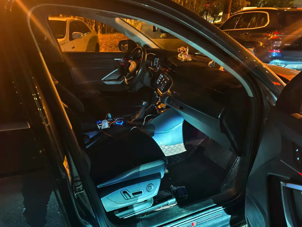 2022 Audi Q3 1.4T 150HP L4 7DCT,autocango,china used car exporter,china ev exporter,chinese used car exporter,chinese used ev exporter