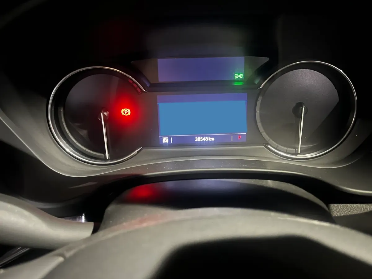 2021 Cadillac XT4 2.0T 237HP L4 9AT,autocango,china used car exporter,china ev exporter,chinese used car exporter,chinese used ev exporter