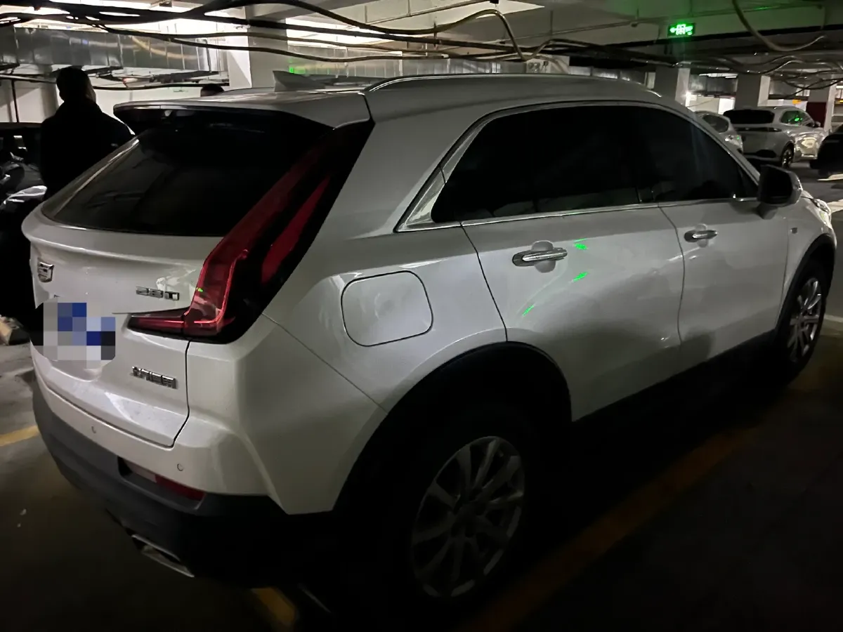 2021 Cadillac XT4 2.0T 237HP L4 9AT,autocango,china used car exporter,china ev exporter,chinese used car exporter,chinese used ev exporter