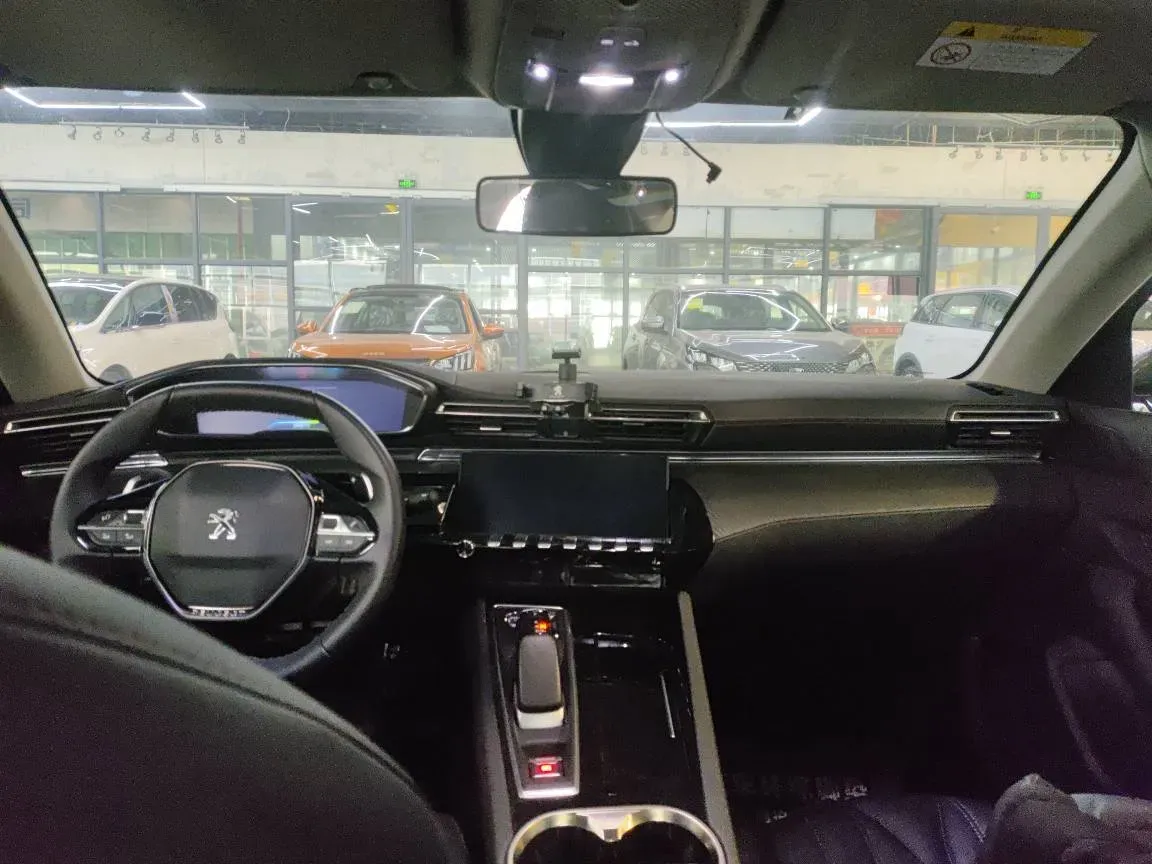 2021 Peugeot 508L 1.6T 200HP L4 8AT PHEV 12KWH,autocango,china used car exporter,china ev exporter,chinese used car exporter,chinese used ev exporter