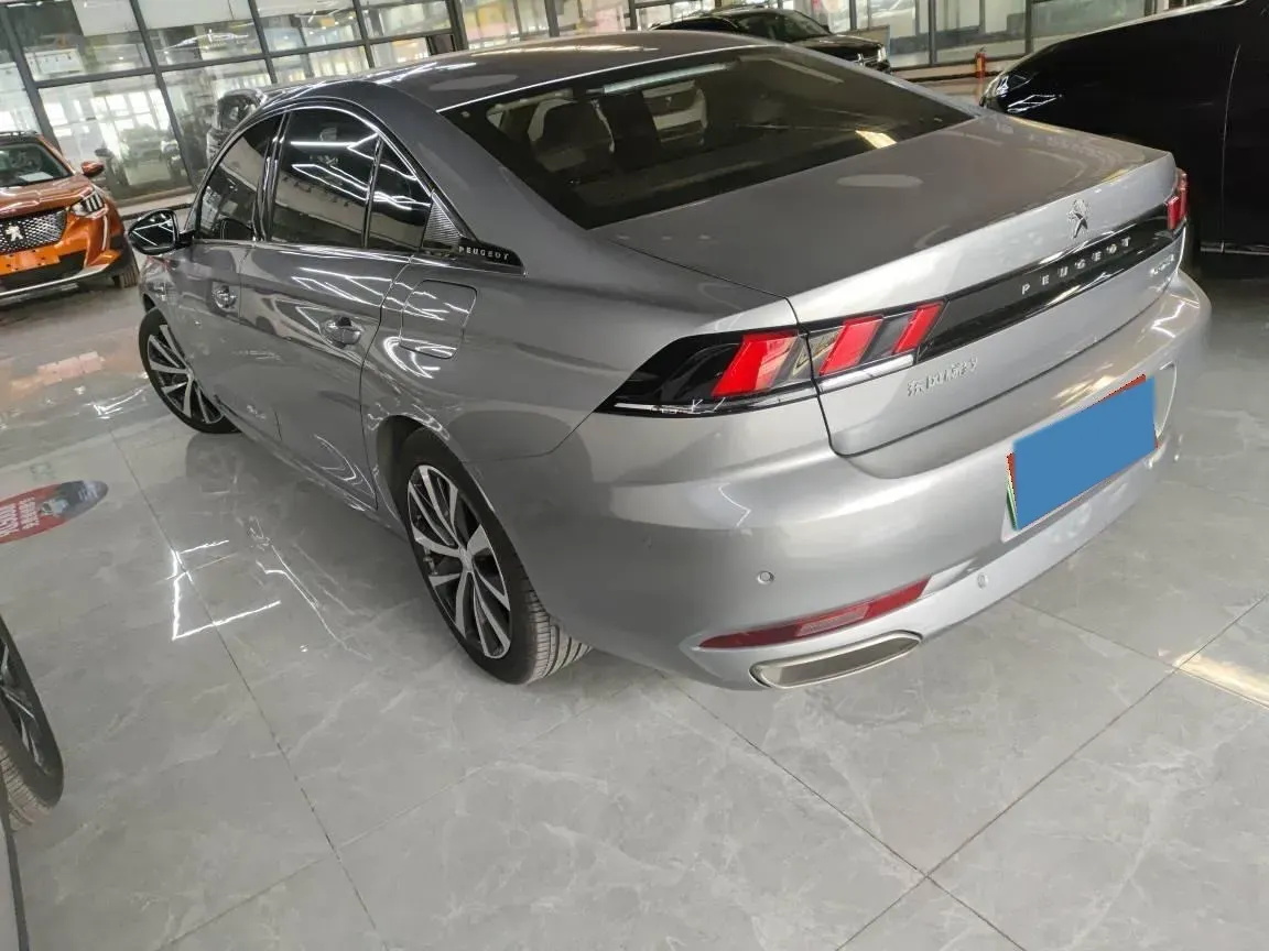 2021 Peugeot 508L 1.6T 200HP L4 8AT PHEV 12KWH,autocango,china used car exporter,china ev exporter,chinese used car exporter,chinese used ev exporter