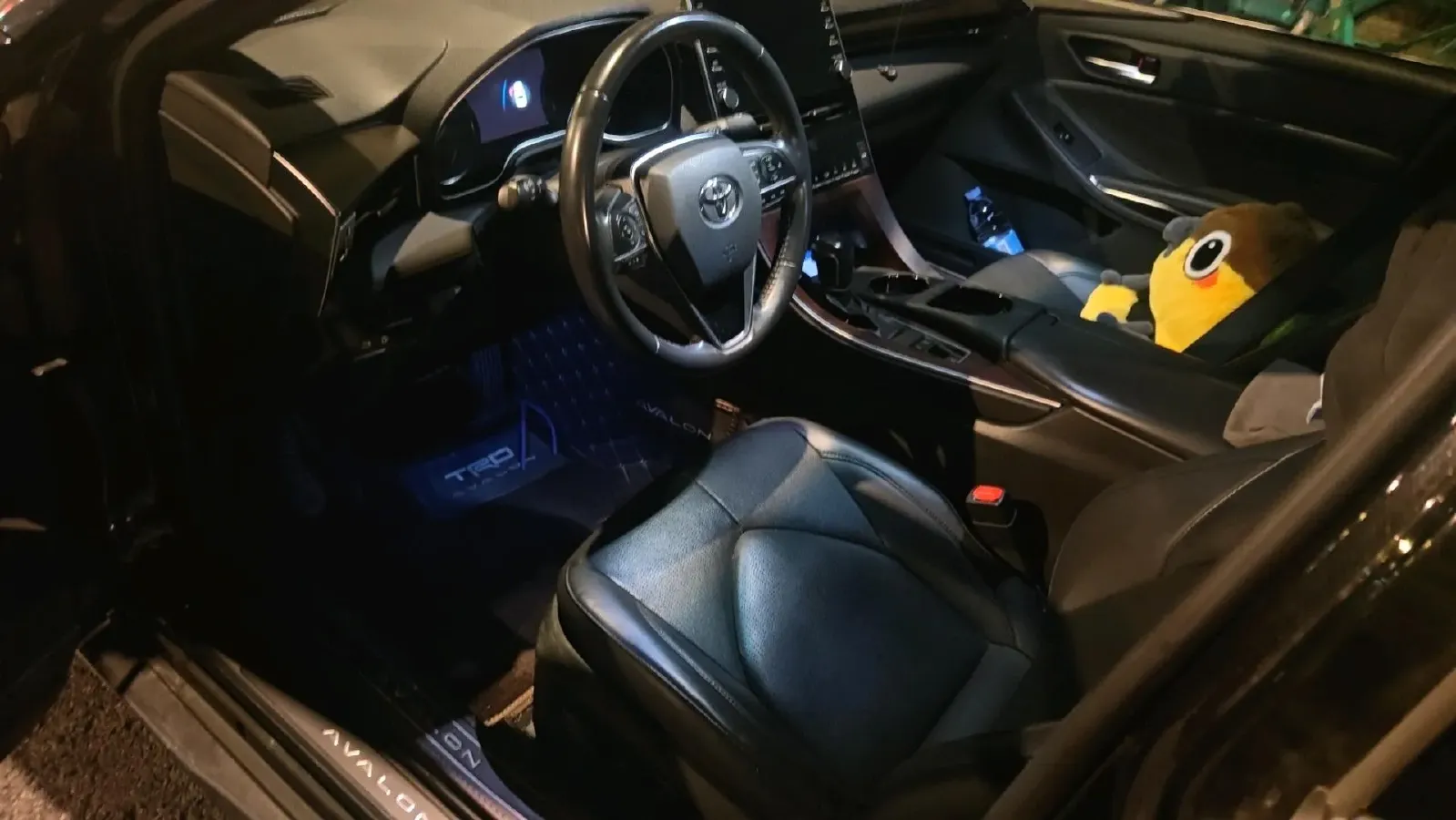 2019 Toyota Avalon 2.0L 178HP L4 CVT,autocango,china used car exporter,china ev exporter,chinese used car exporter,chinese used ev exporter