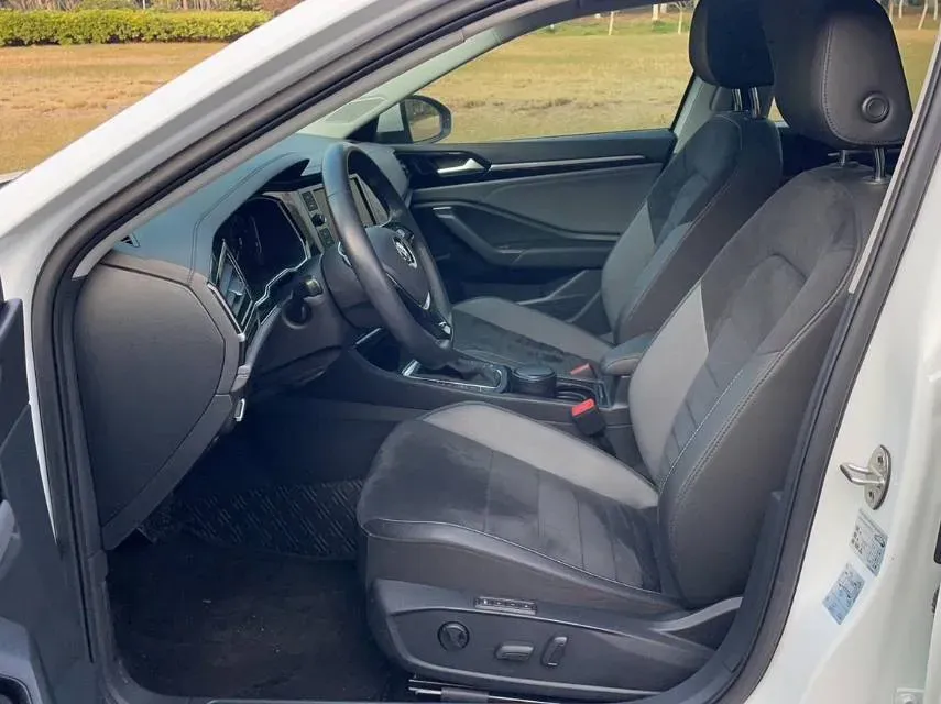 2019 Luxgen Grand 7 MPV 2.0T 188HP L4 6AT,autocango,china used car exporter,china ev exporter,chinese used car exporter,chinese used ev exporter