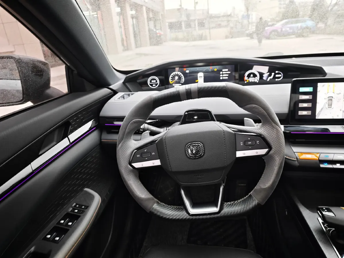 2022 ChangAn UNI-V 1.5T 188HP L4 7DCT,autocango,china used car exporter,china ev exporter,chinese used car exporter,chinese used ev exporter