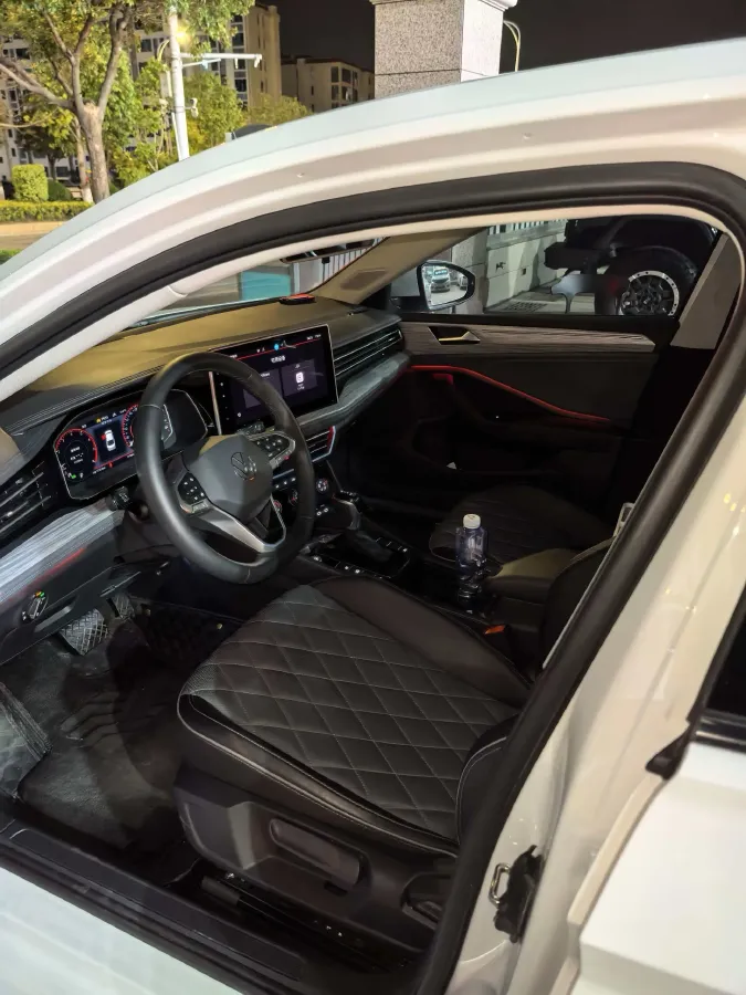 2024 Volkswagen Sagitar 1.5T 160HP L4 7DCT,autocango,china used car exporter,china ev exporter,chinese used car exporter,chinese used ev exporter