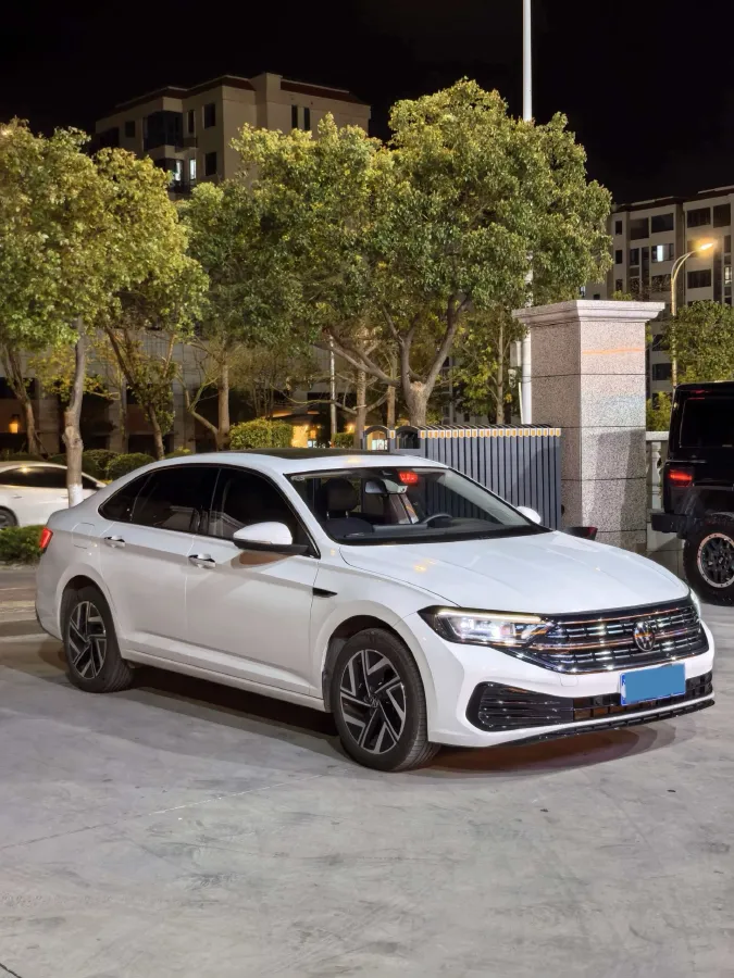 2024 Volkswagen Sagitar 1.5T 160HP L4 7DCT,autocango,china used car exporter,china ev exporter,chinese used car exporter,chinese used ev exporter