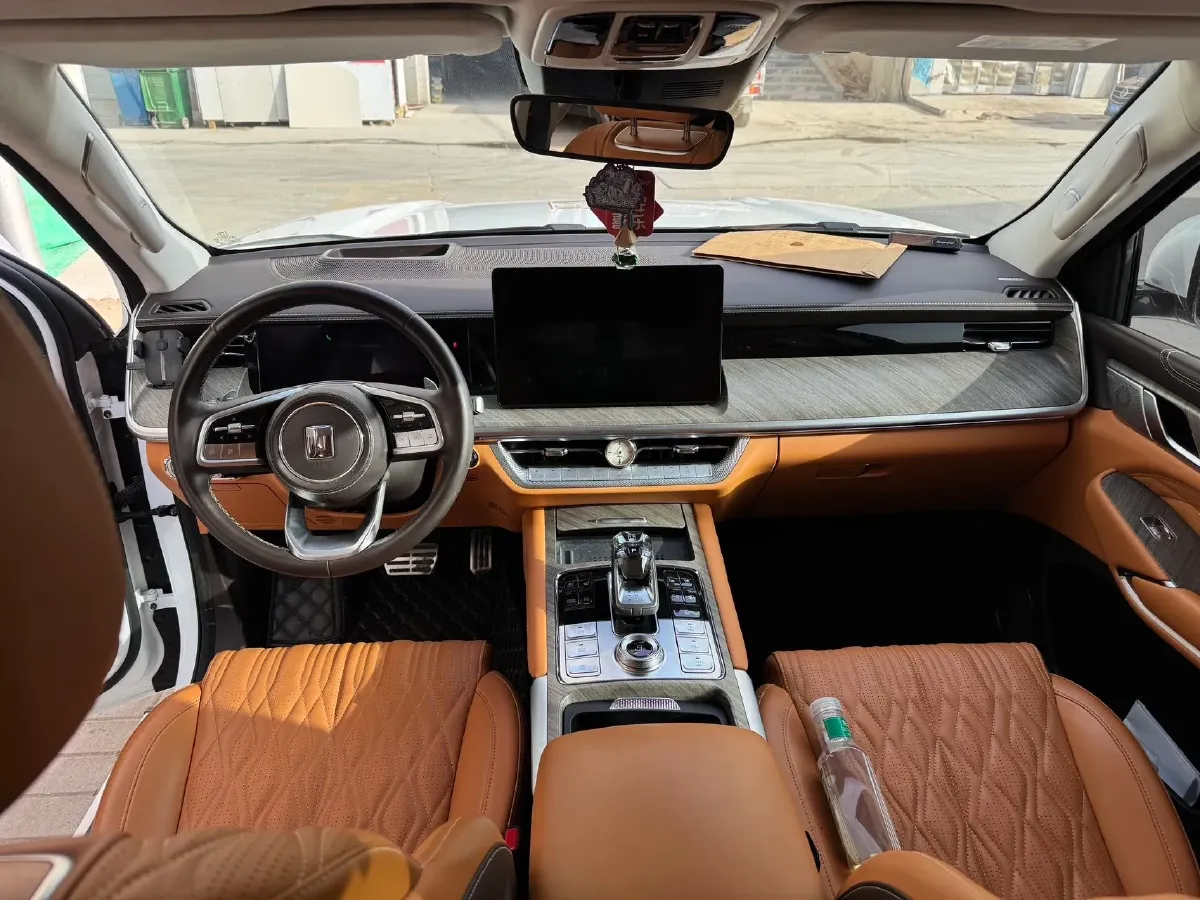 2023 Tank 500 2.0T 252HP L4 9AT PHEV 37.1KWH,autocango,china used car exporter,china ev exporter,chinese used car exporter,chinese used ev exporter