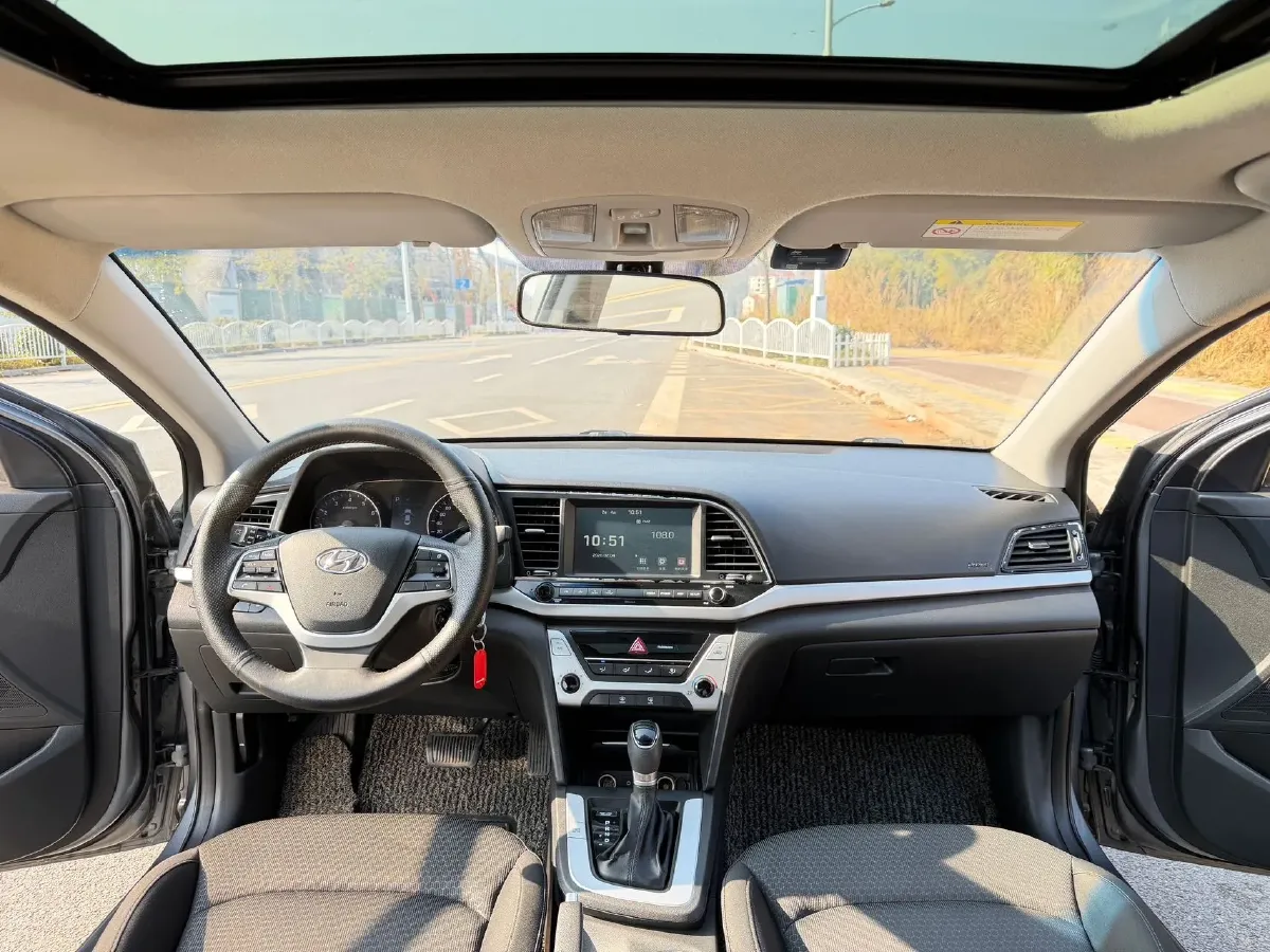 2016 Hyundai Elantra 1.6L 130HP L4 6AT,autocango,china used car exporter,china ev exporter,chinese used car exporter,chinese used ev exporter