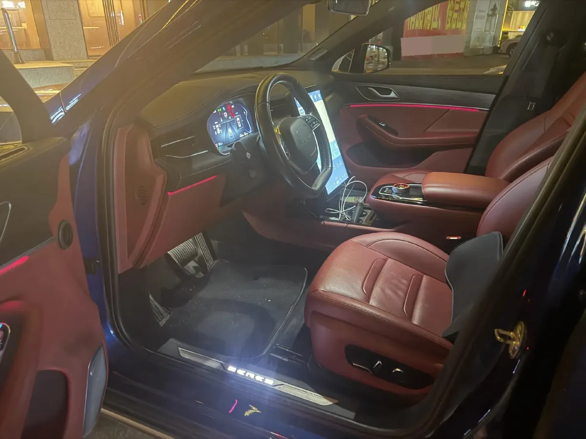 2021 SERES SF5 Range Extended 112HP REEV 35KWH,autocango,china used car exporter,china ev exporter,chinese used car exporter,chinese used ev exporter