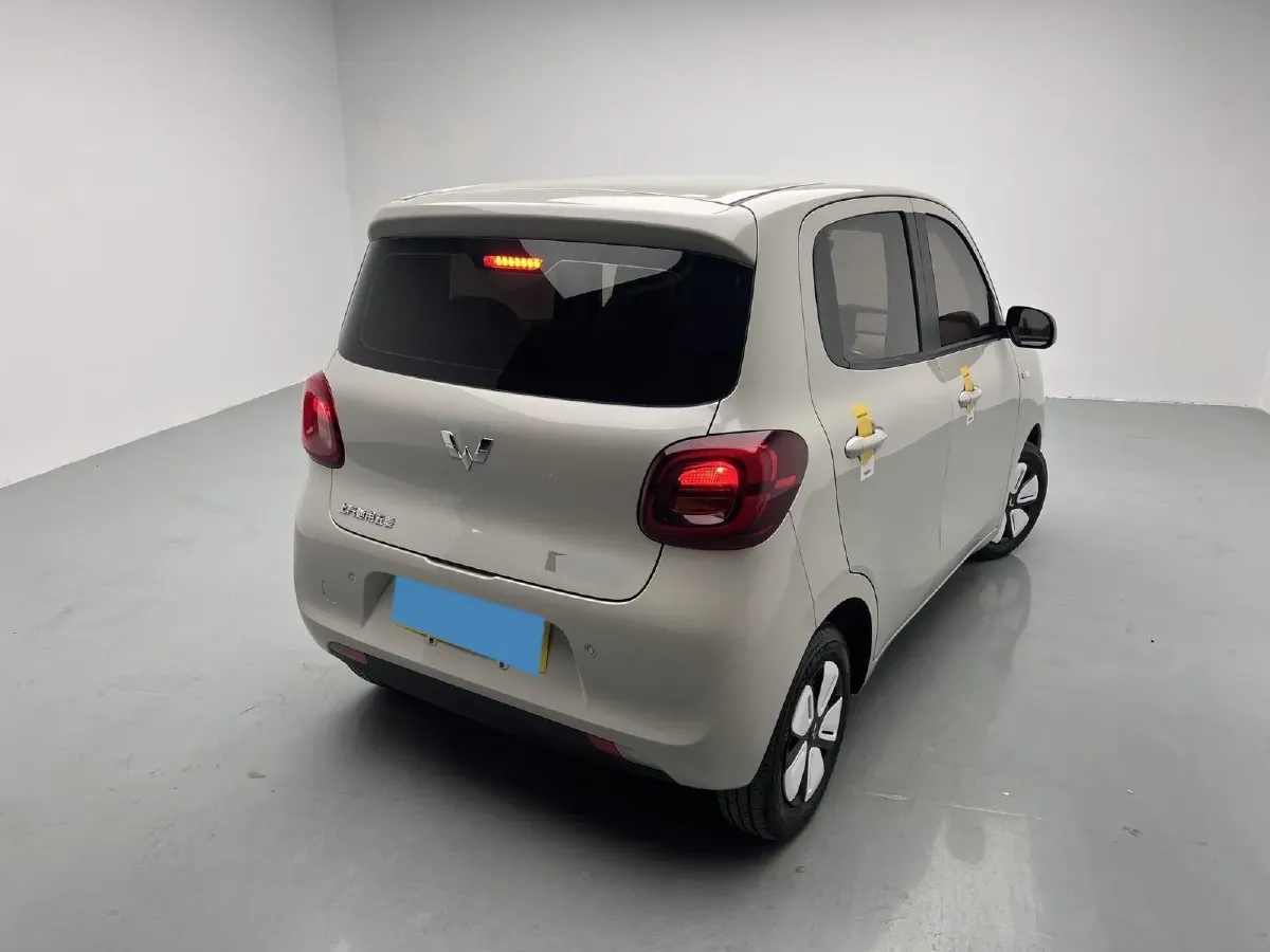 2025 WuLing HongGuang MINI EV BEV 16.2KWH,autocango,china used car exporter,china ev exporter,chinese used car exporter,chinese used ev exporter