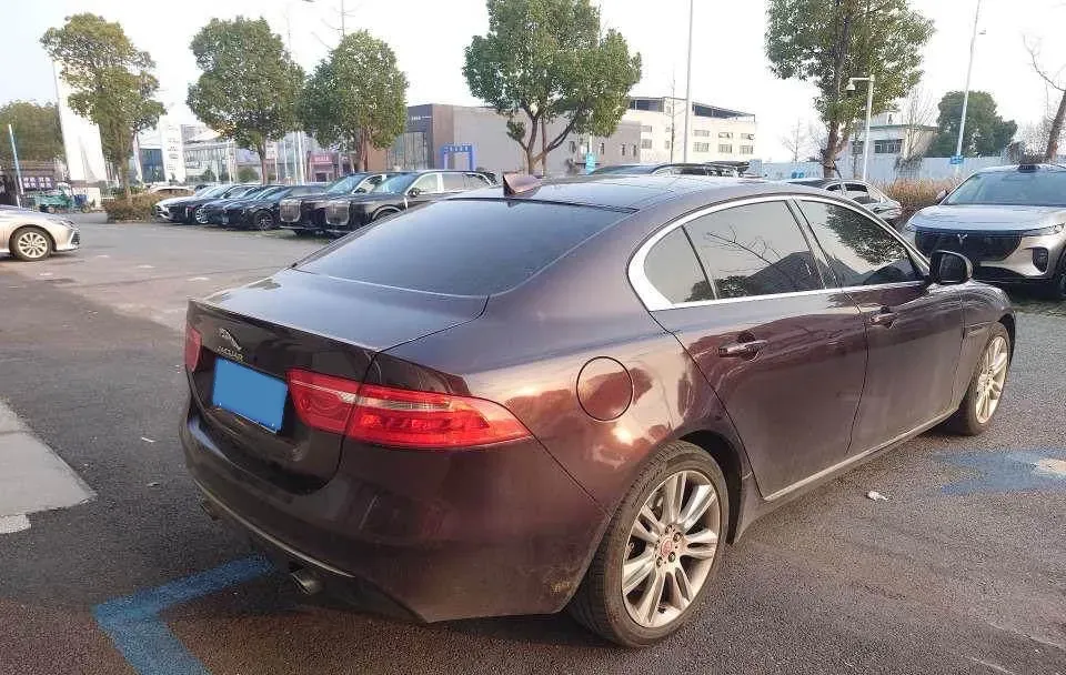 2019 Land Rover Discovery Sport 2.0T 200HP L4 9AT,autocango,china used car exporter,china ev exporter,chinese used car exporter,chinese used ev exporter