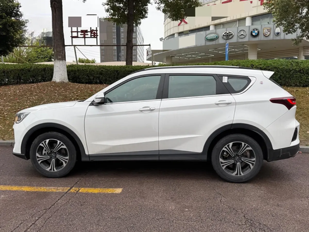 2022 Jetour X70S 1.5T 156HP L4 6DCT,autocango,china used car exporter,china ev exporter,chinese used car exporter,chinese used ev exporter