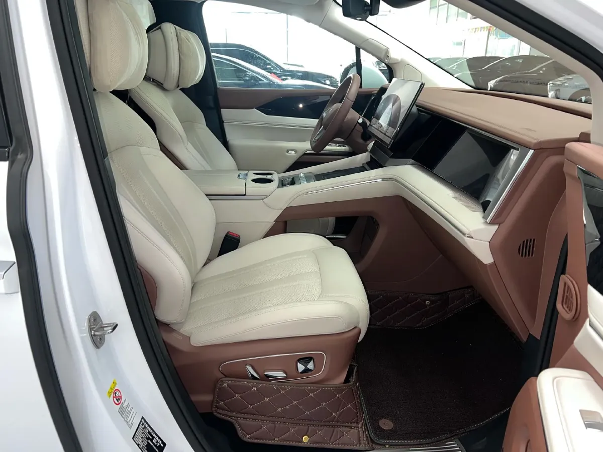 2025 BYD Xia 1.5T 156HP L4 E-CVT PHEV 36.6KWH,autocango,china used car exporter,china ev exporter,chinese used car exporter,chinese used ev exporter