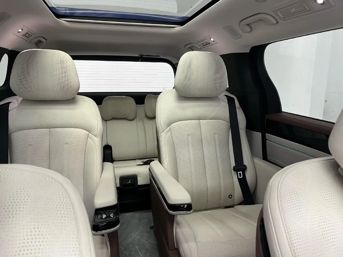 2025 BYD Xia 1.5T 156HP L4 E-CVT PHEV 36.6KWH,autocango,china used car exporter,china ev exporter,chinese used car exporter,chinese used ev exporter