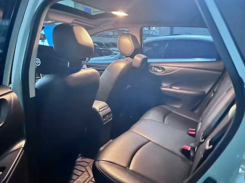 2024 Nissan Tiida 1.6L 122HP L4 CVT,autocango,china used car exporter,china ev exporter,chinese used car exporter,chinese used ev exporter