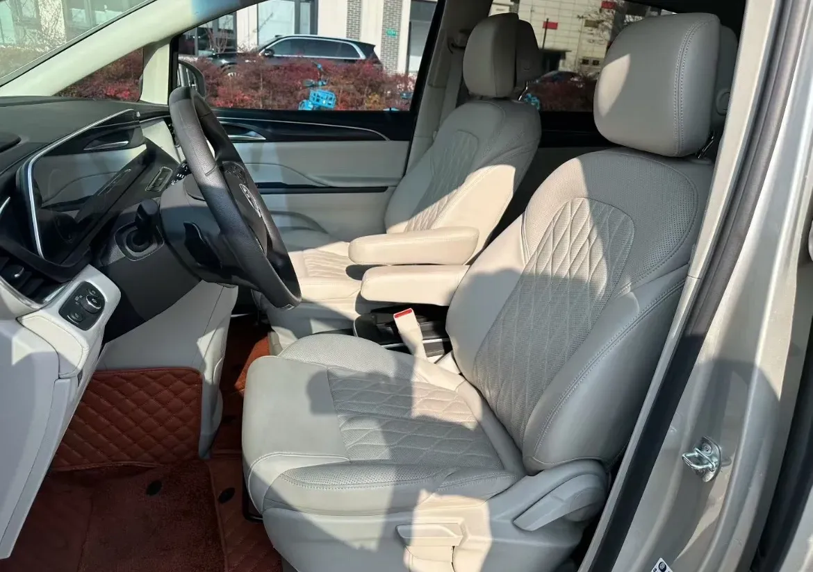 2023 Buick GL8 2.0T 237HP L4 9AT,autocango,china used car exporter,china ev exporter,chinese used car exporter,chinese used ev exporter