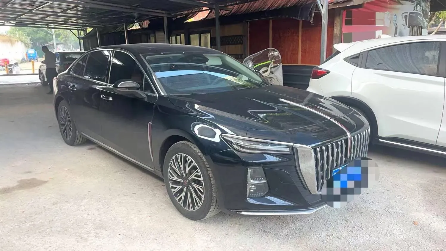 2024 HongQi H5 2.0T 224HP L4 8AT,autocango,china used car exporter,china ev exporter,chinese used car exporter,chinese used ev exporter
