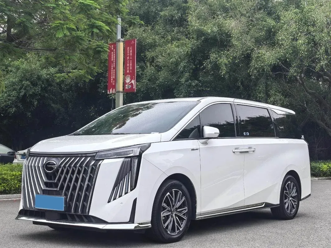 2024 GAC Trumpchi M8 2.0T 252HP L4 8AT,autocango,china used car exporter,china ev exporter,chinese used car exporter,chinese used ev exporter